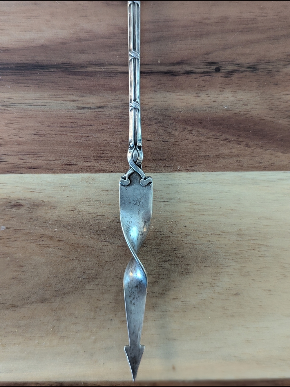 Art Nouveau Sterling Silver Antique Unger Brothers "Douvaine" Butter Pick - Picture 3 of 7